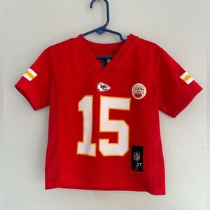 Official NFL Kansas City chiefs Mahomes jersey toddlers size 3T
